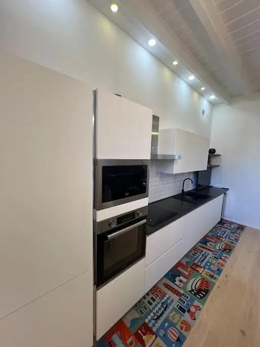 Bm 93 Comfort Suite Milán Apartamento